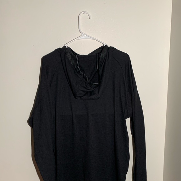 Picture Light Technical Sun Hoodie (M/L) - Picture 2 of 2